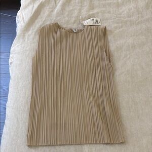 Tan Sleeveless Pleated Top Uniqlo XXS